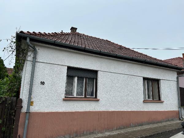 Sátoraljaújhely, Stuller A.utca 10.: lakóház · 3 200 000 Ft – árverés