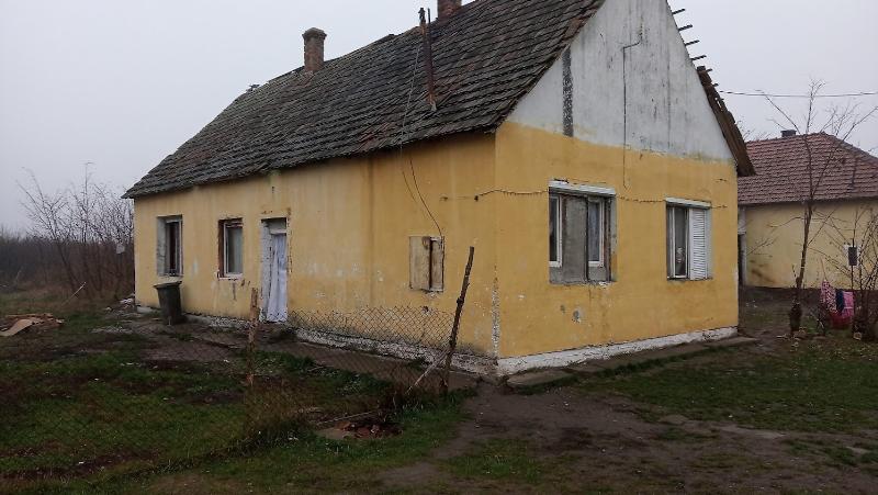 5720 Sarkad, Halász utca 20.: lakóház · 500 000 Ft – ingatlanárverés