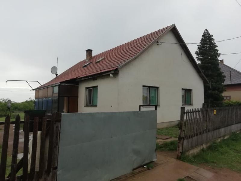 Penészlek, Arany J. utca 31.: lakóház · 100 000 Ft – árverés