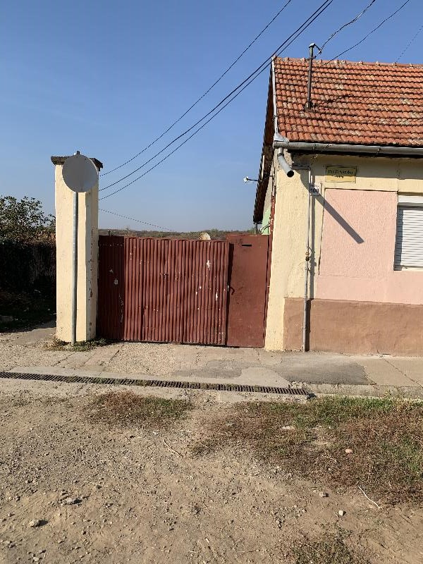 Gyöngyös, Petőfi Sándor utca 100.: lakóház · 1 050 000 Ft – árverés