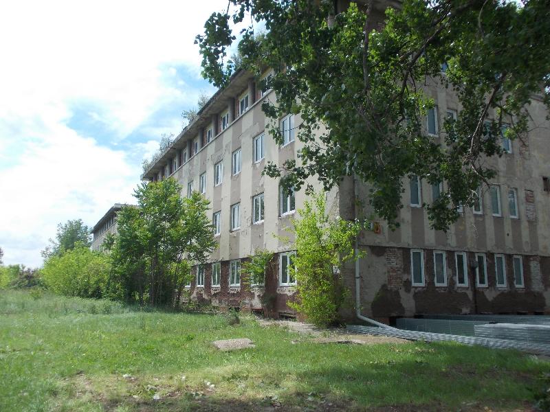 Kiskunfélegyháza, Gábor Dénes Park 25.: egyéb · 300 000 000 Ft