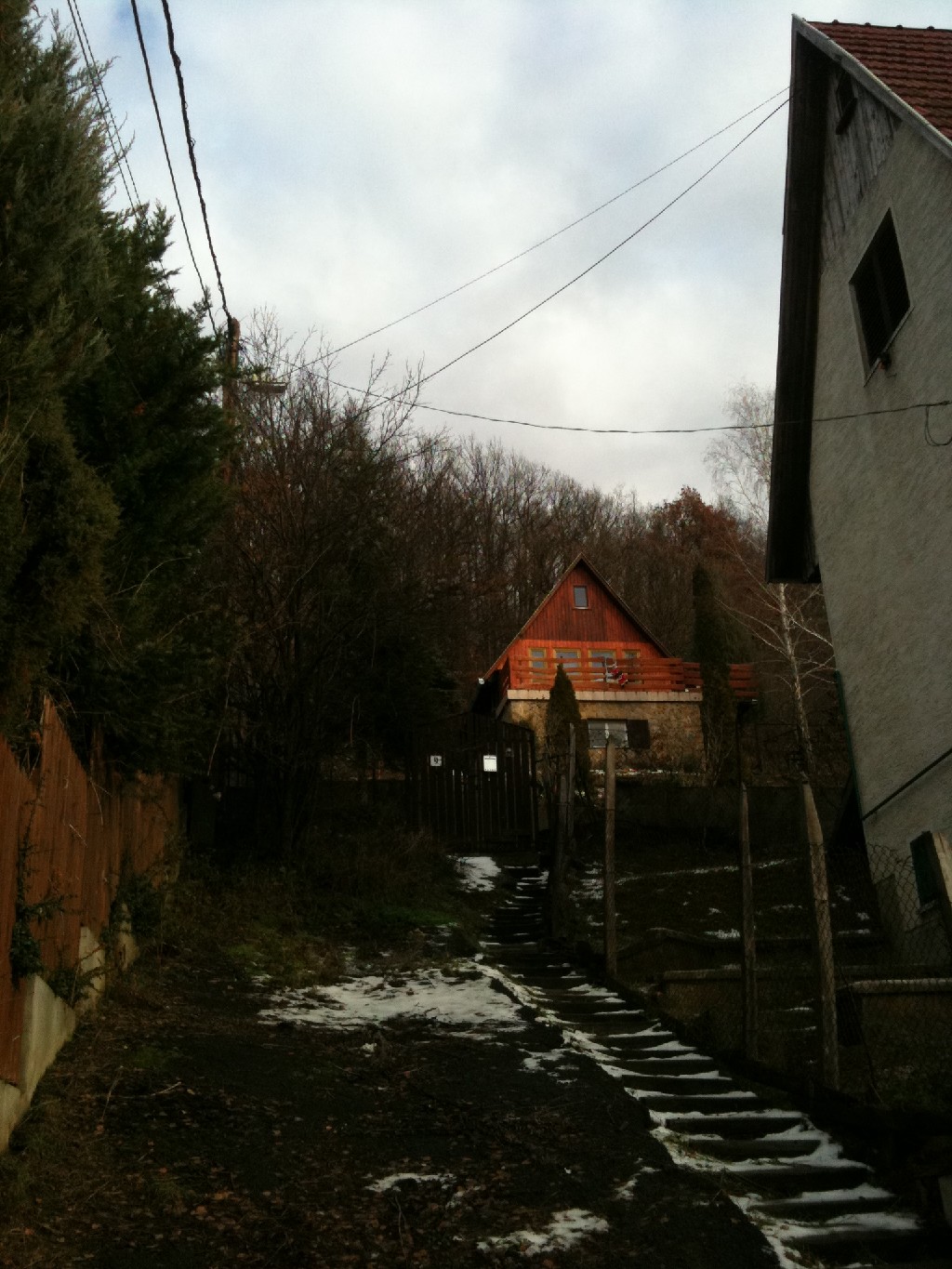 2014 Csobánka, Bem József utca 9.: 14 998 200 Ft – ingatlanárverés