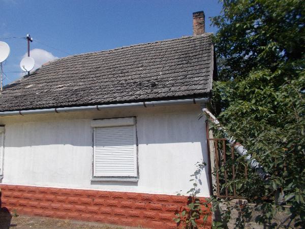 7020 Dunaföldvár, Szondy utca 54.: 1 400 000 Ft – ingatlanárverés