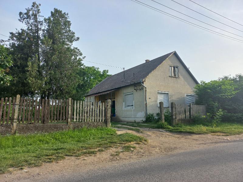 Tiszavasvári, Katona József utca 7.: lakóház · 954 000 Ft – árverés