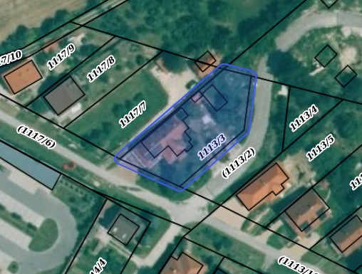 Pannonhalma, Fenyvesalja 4. A Ép.