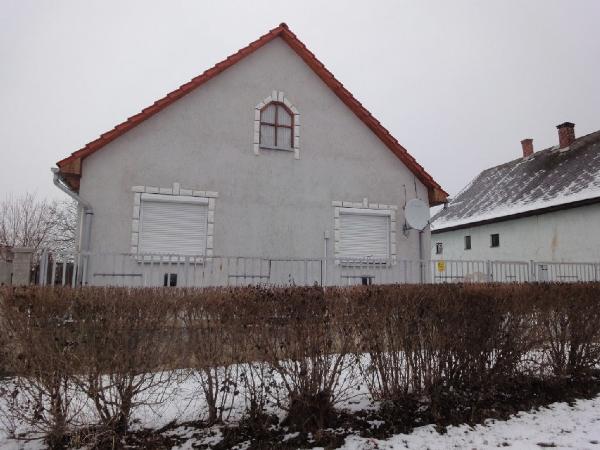 4644 Mándok, Damjanich utca 10.: 1 750 000 Ft – ingatlanárverés