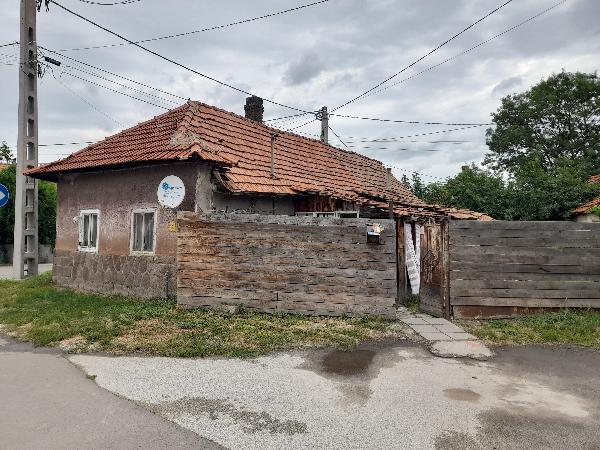 Mezőkövesd, Bogáncs Köz 21.: lakóház · 5 400 000 Ft – árverés