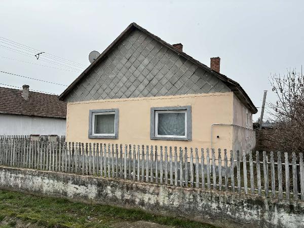Tiszatarján, Mátyás Király út 1.: lakóház · 5 500 000 Ft – árverés