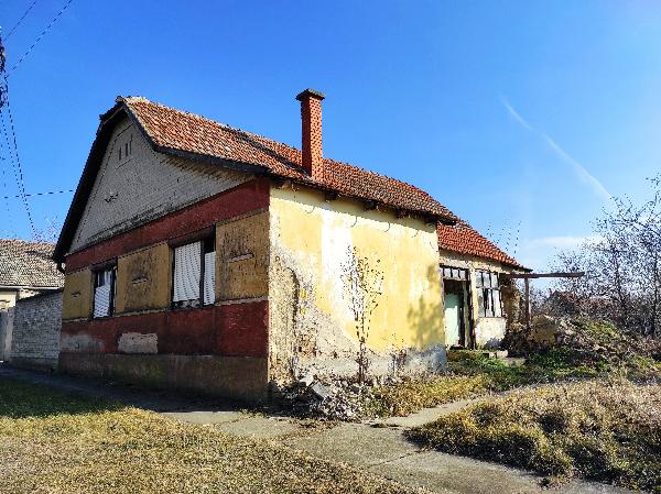 Jánoshalma, Klapka György utca 20.: lakóház · 270 000 Ft – árverés