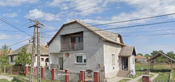 Mezőcsát, Tisza utca 13/a.: lakóház · 295 834 Ft – árverés