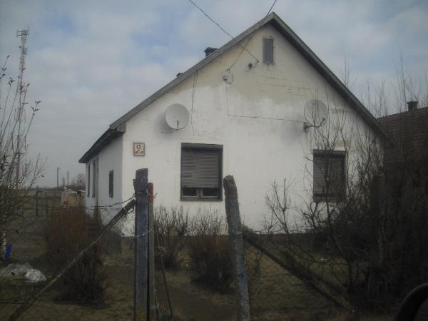 Hosszúpályi, Nyár utca 1432/2: lakóház · 166 666 Ft – árverés