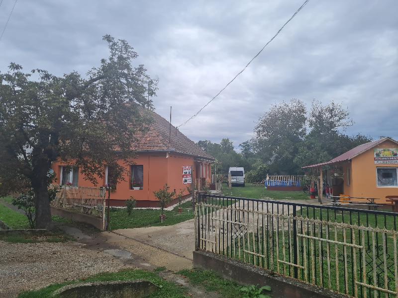 Uszka, Fő utca 90.: lakóház · 800 000 Ft – árverés