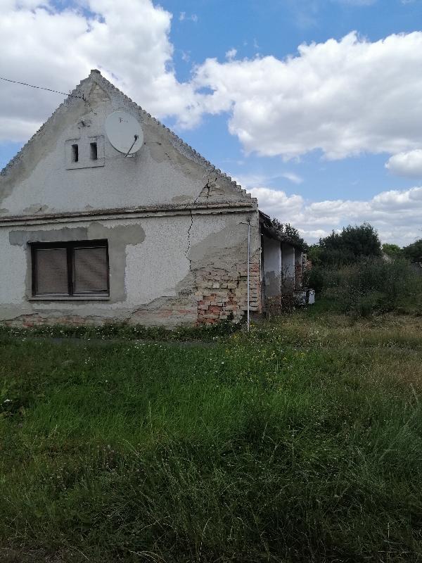 8492 Kerta, Dózsa utca 6.: lakóház · 135 000 Ft – ingatlanárverés