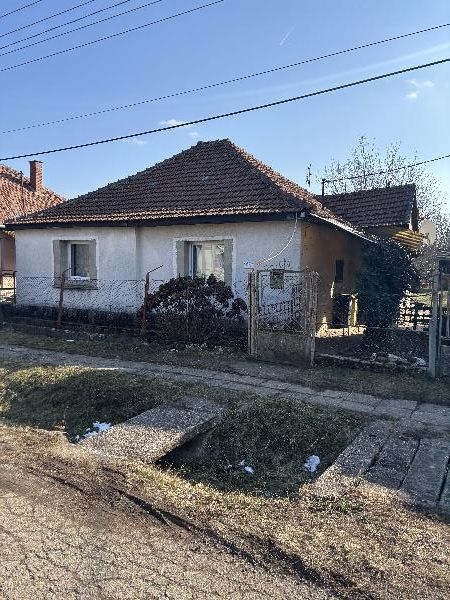 Tiszalúc, Csalogány utca 17: lakóház · 866 659 Ft – árverés