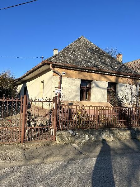 Monok, Széchenyi István utca 139.: lakóház · 2 000 000 Ft – árverés