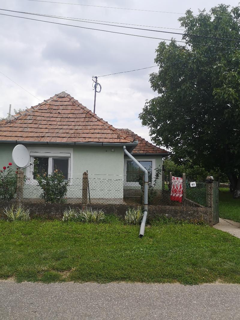 4484 Ibrány, Béke utca 42: lakóház · 350 000 Ft – ingatlanárverés