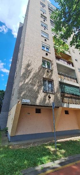 Debrecen, Dózsa György utca 11