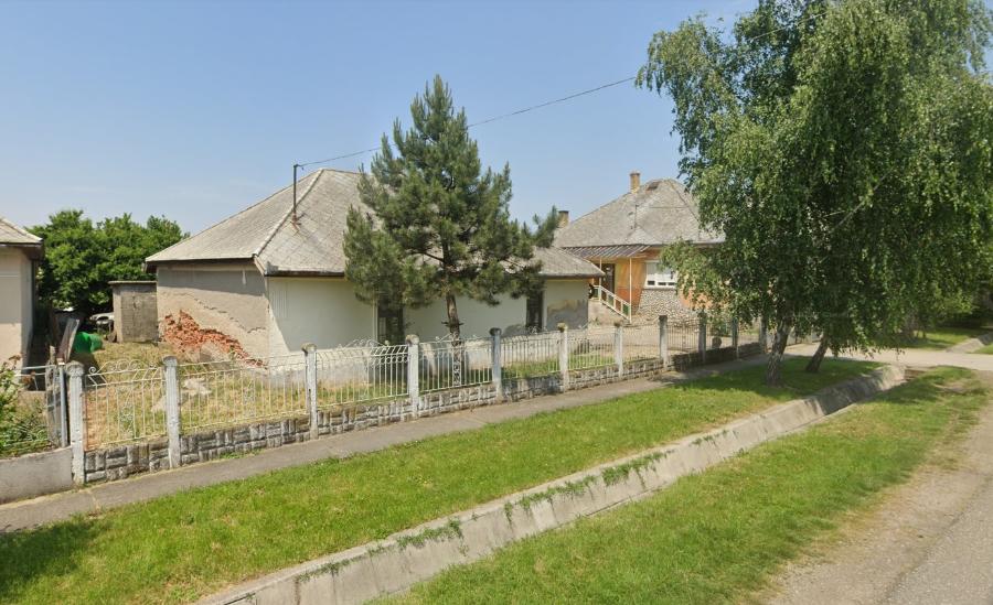 Köröm, Zrínyi Miklós utca 19.: lakóház · 1 000 000 Ft – árverés