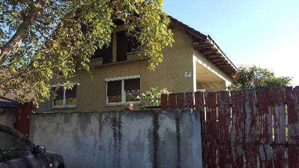 Örkény, István utca 25.: lakóház · 2 041 500 Ft – árverés