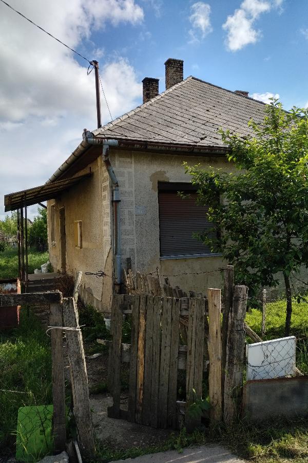 Vaja, Vécsey utca 16