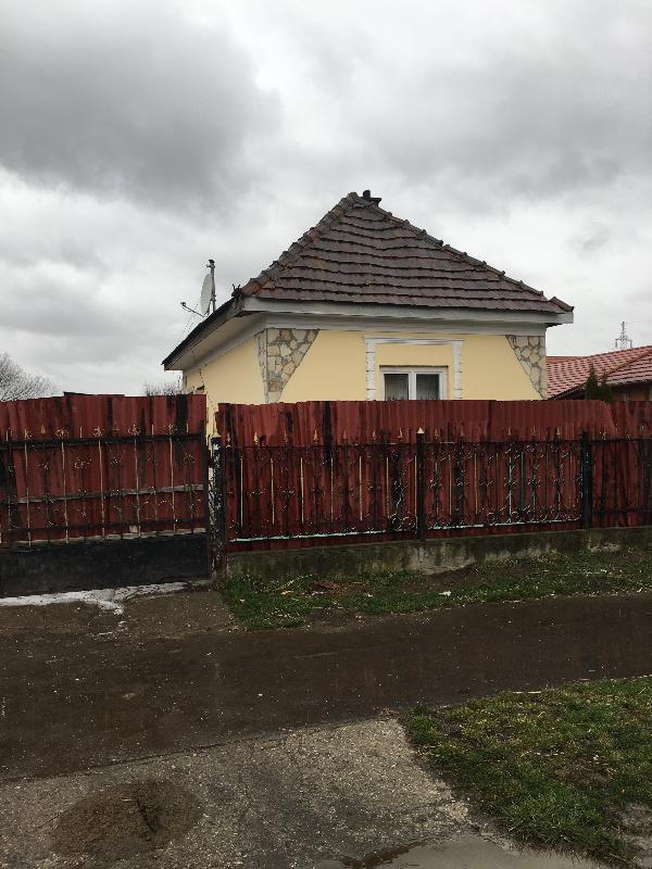 Kazincbarcika, Lórántffy Zsuzsanna út 27.: lakóház · 6 500 000 Ft