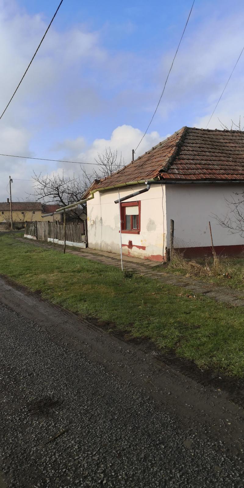 Mezőgyán, Szabadság utca 34.: lakóház · 700 000 Ft – árverés