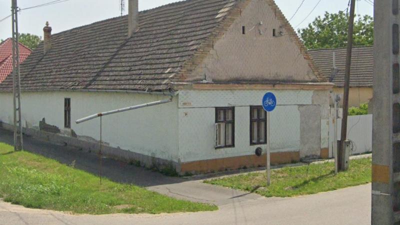 6351 Bátya, Darányi utca 21: lakóház · 1 600 000 Ft – ingatlanárverés