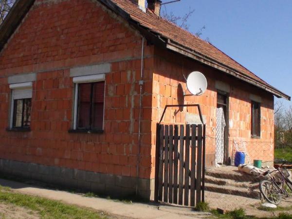Törökszentmiklós, Teleki László utca 20.: lakóház · 375 000 Ft