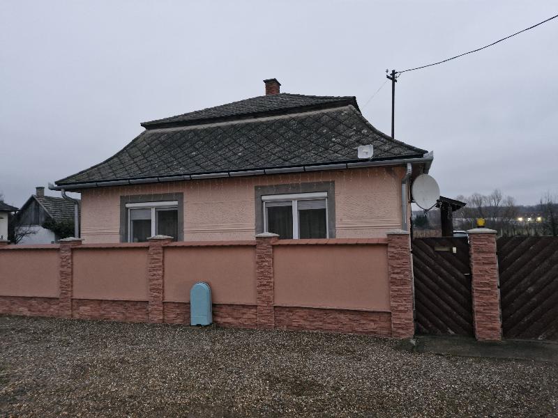 4943 Kömörő, Árpád 9: lakóház · 8 000 000 Ft – ingatlanárverés