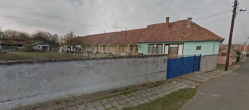 Császártöltés, Bajtárs utca 2/1.: lakóház · 2 980 000 Ft – árverés