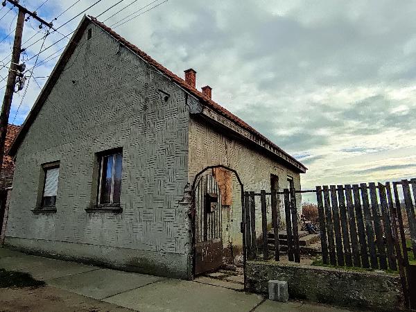 Kiskunmajsa, Rózsa utca 25.: lakóház · 1 500 000 Ft – árverés