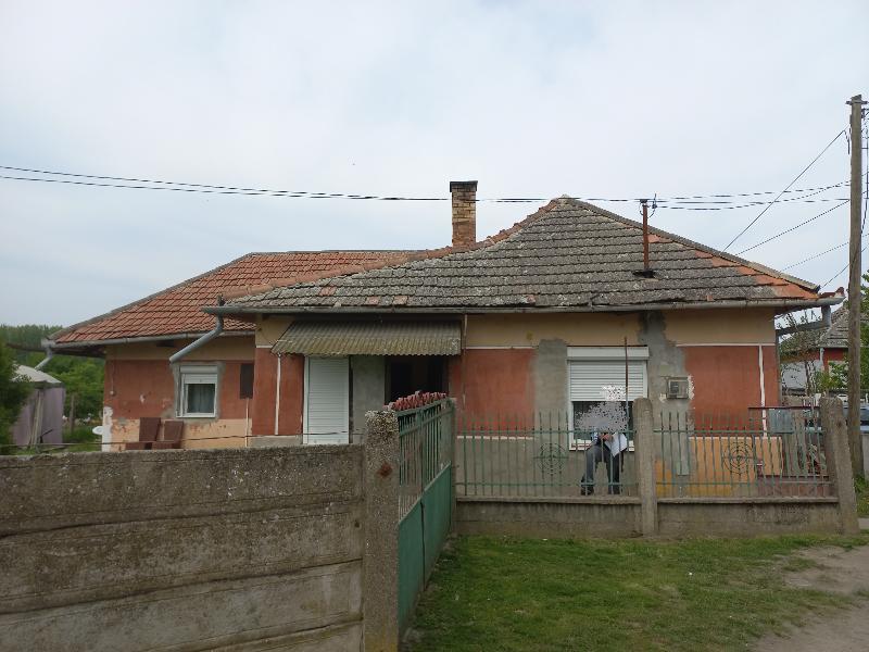 Tiszavasvári, Deák Ferenc utca 11.: lakóház · 1 120 000 Ft – árverés