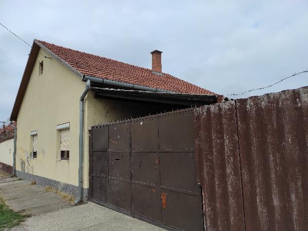 Kiskunmajsa, Mátyás Király utca 19.: lakóház · 800 000 Ft – árverés
