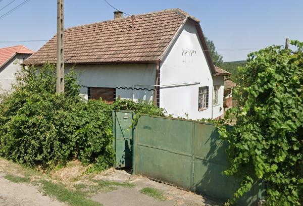 3175 Nagylóc, Rákóczi út 76.: lakóház · 3 500 000 Ft – ingatlanárverés