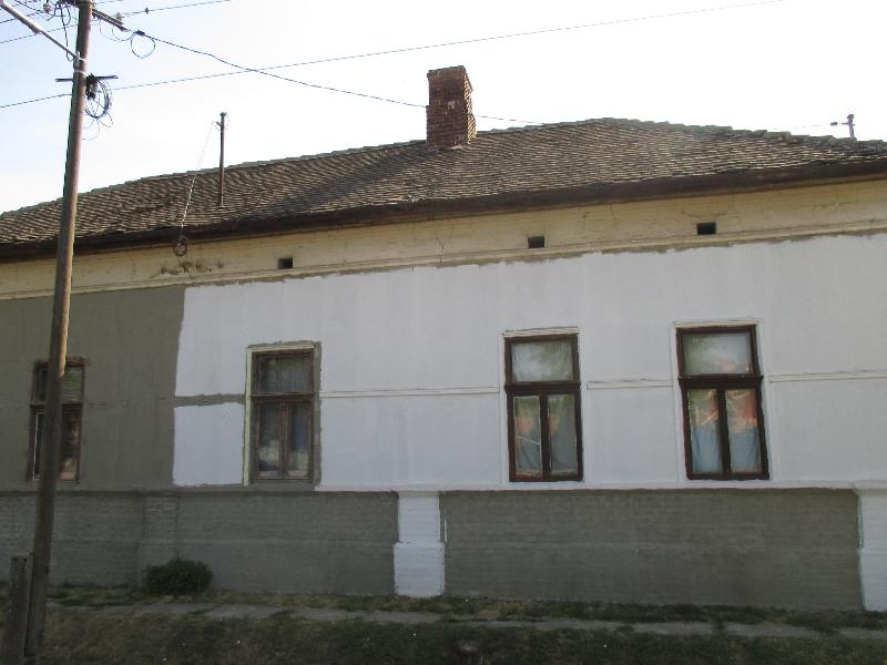 Kunmadaras, József Attila utca 40.: lakóház · 1 150 000 Ft – árverés
