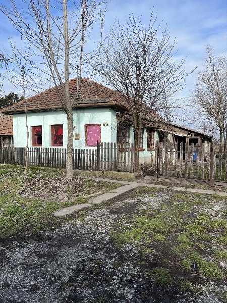 Tiszanána, Vásártér utca 10. – lezárult árverés, 1 500 000 Ft