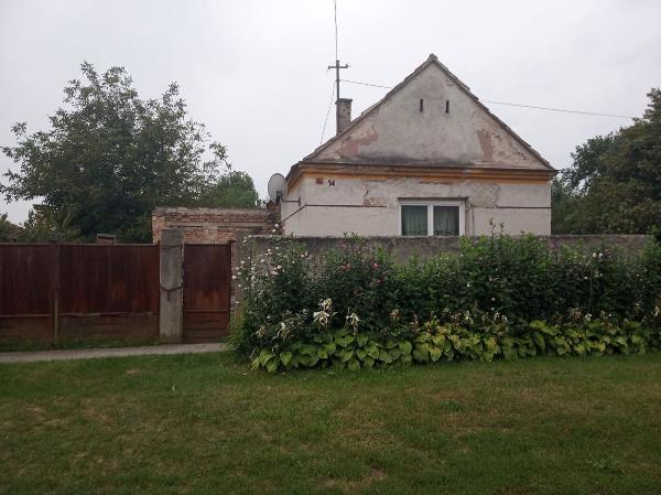 Kerta, Kinizsi utca 14: lakóház · 143 736 Ft – árverés