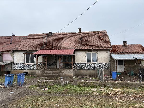 Felsőzsolca, Táncsics Mihály utca 49.: lakóház · 2 000 000 Ft