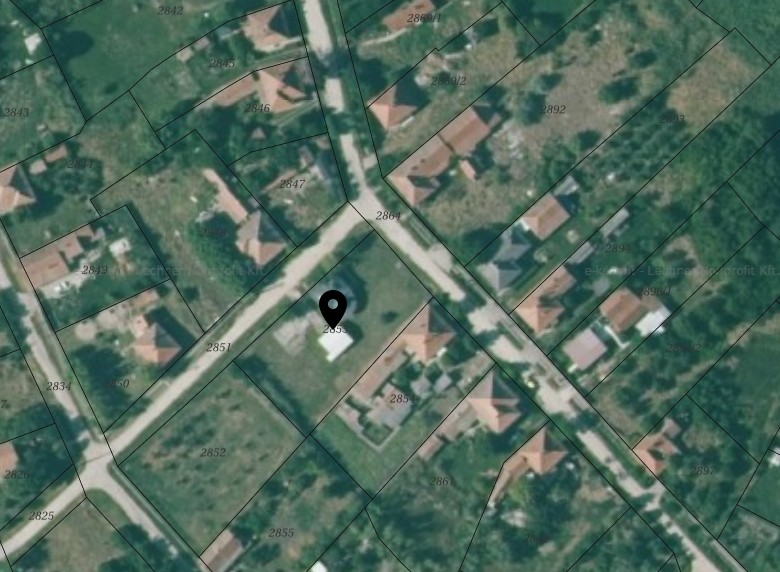 Jászladány, Szegfű utca 12: lakóház · 1 200 000 Ft – árverés