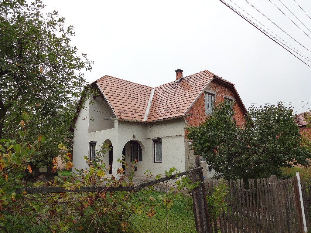 Sajószentpéter, Benedek Elek utca 19.: lakóház · 14 000 000 Ft