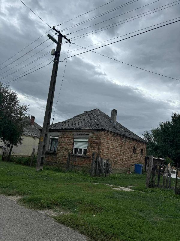 7570 Barcs, Szegfű utca 6: lakóház · 500 000 Ft – ingatlanárverés