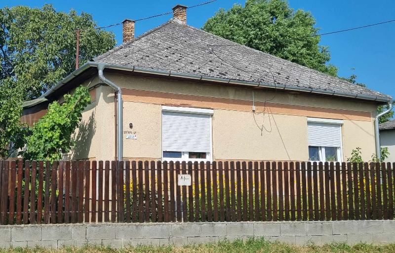 Kemecse, Zrínyi utca 9.: lakóház · 70 000 Ft – árverés