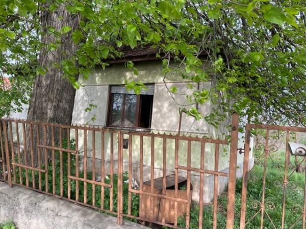 Lőrinci, Toldi utca 45.: lakóház · 510 000 Ft – árverés