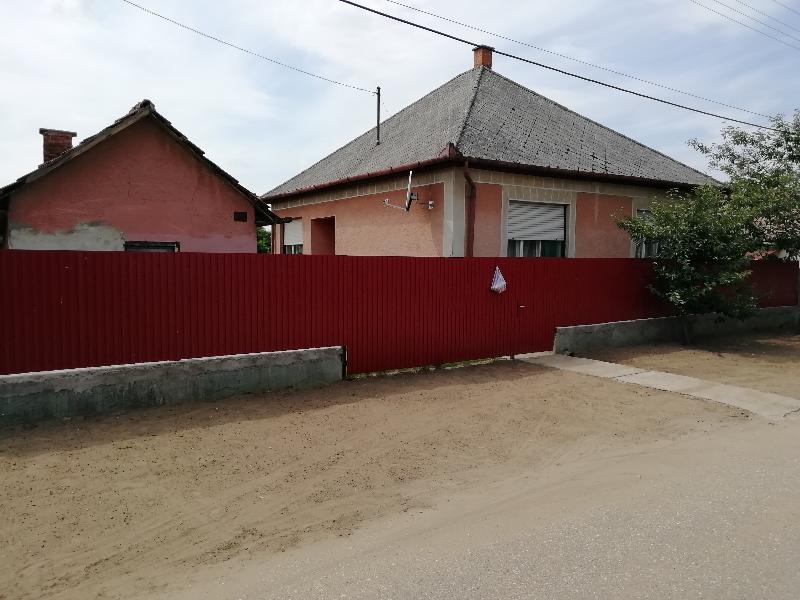 Balkány, József Attila utca 14.: lakóház · 472 500 Ft – árverés