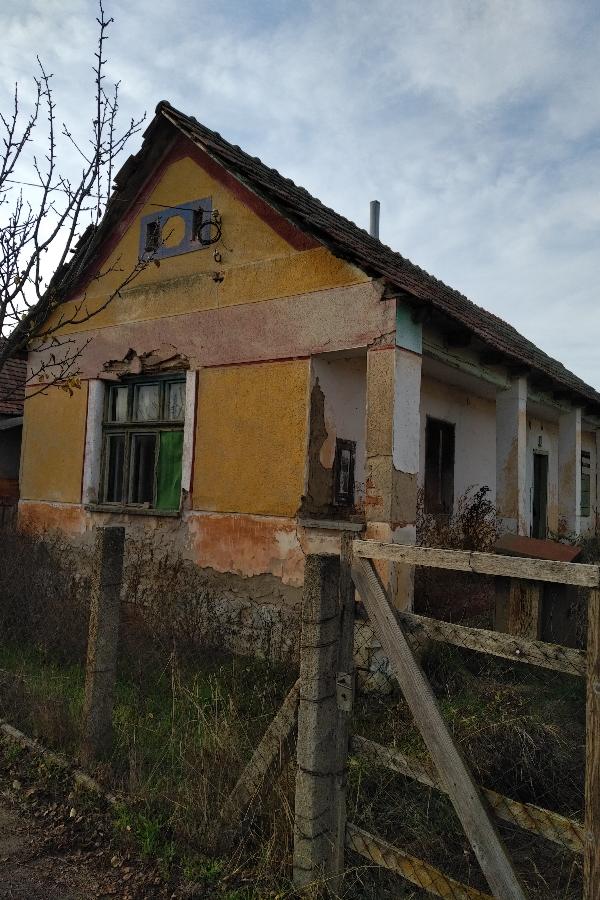 4352 Mérk, Vasvári utca 12: lakóház · 600 000 Ft – ingatlanárverés