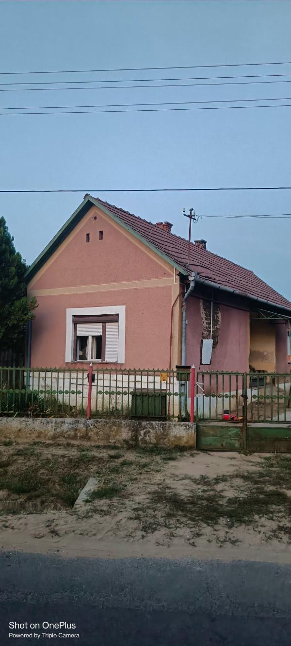 4374 Encsencs, Bélteki út 96: lakóház · 1 050 000 Ft – ingatlanárverés