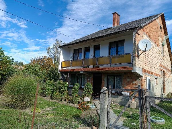 Soponya, Petőfi Sándor Köz 3.: lakóház · 700 000 Ft – árverés