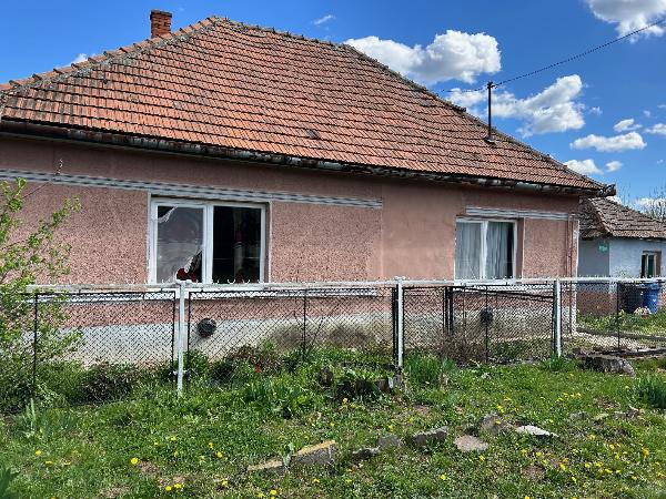 Kisrozvágy, Tulipán utca 6: lakóház · 660 000 Ft – árverés