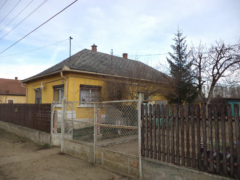 Nyírmihálydi, Görbe utca 3.: lakóház · 375 000 Ft – árverés