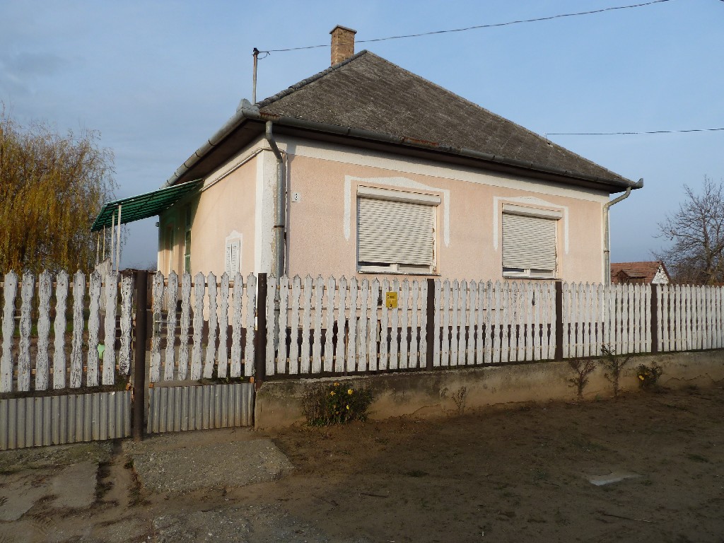 Kántorjánosi, Vajai U 3: lakóház · 2 250 000 Ft – árverés